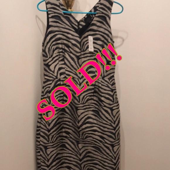 Banana Republic Dresses & Skirts - NWT Banana Republic Cocktail Dress